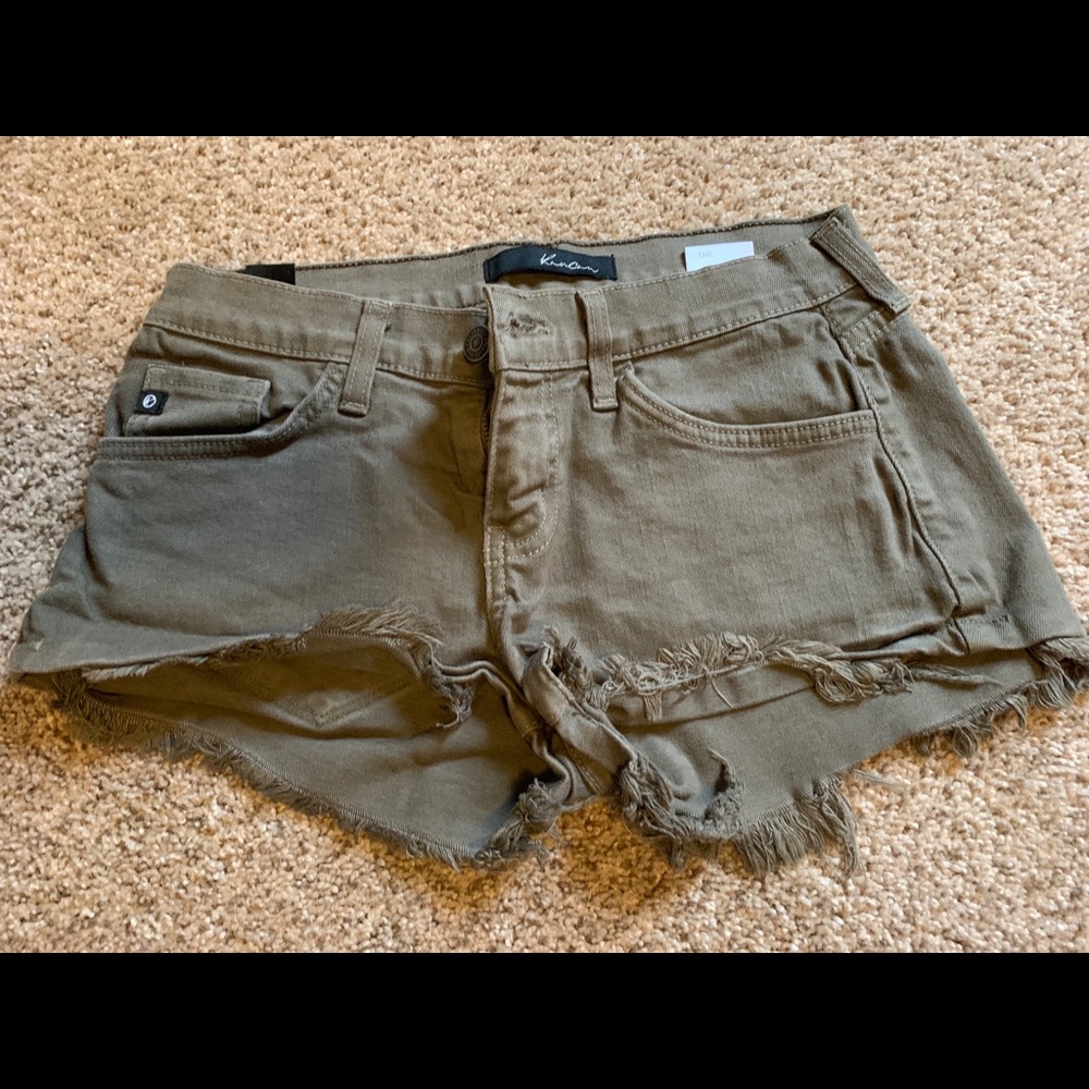 Buckle KanCan Shorts